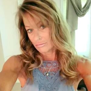 Meet your Posher, Carrie